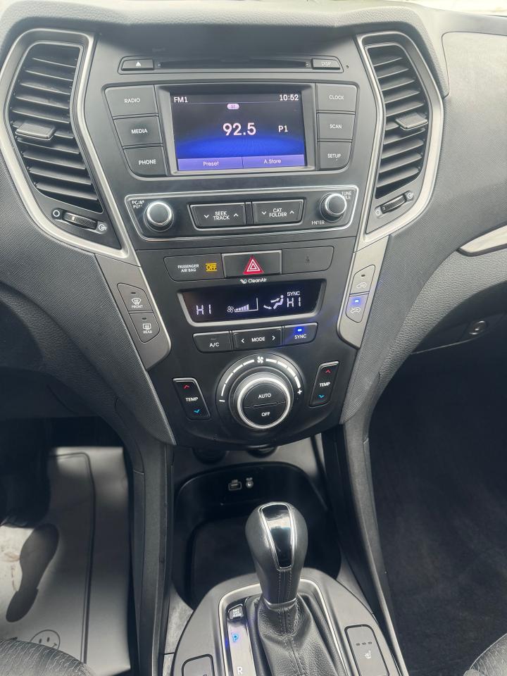 2018 Hyundai Santa Fe Sport 2.4L FWD - Photo #12