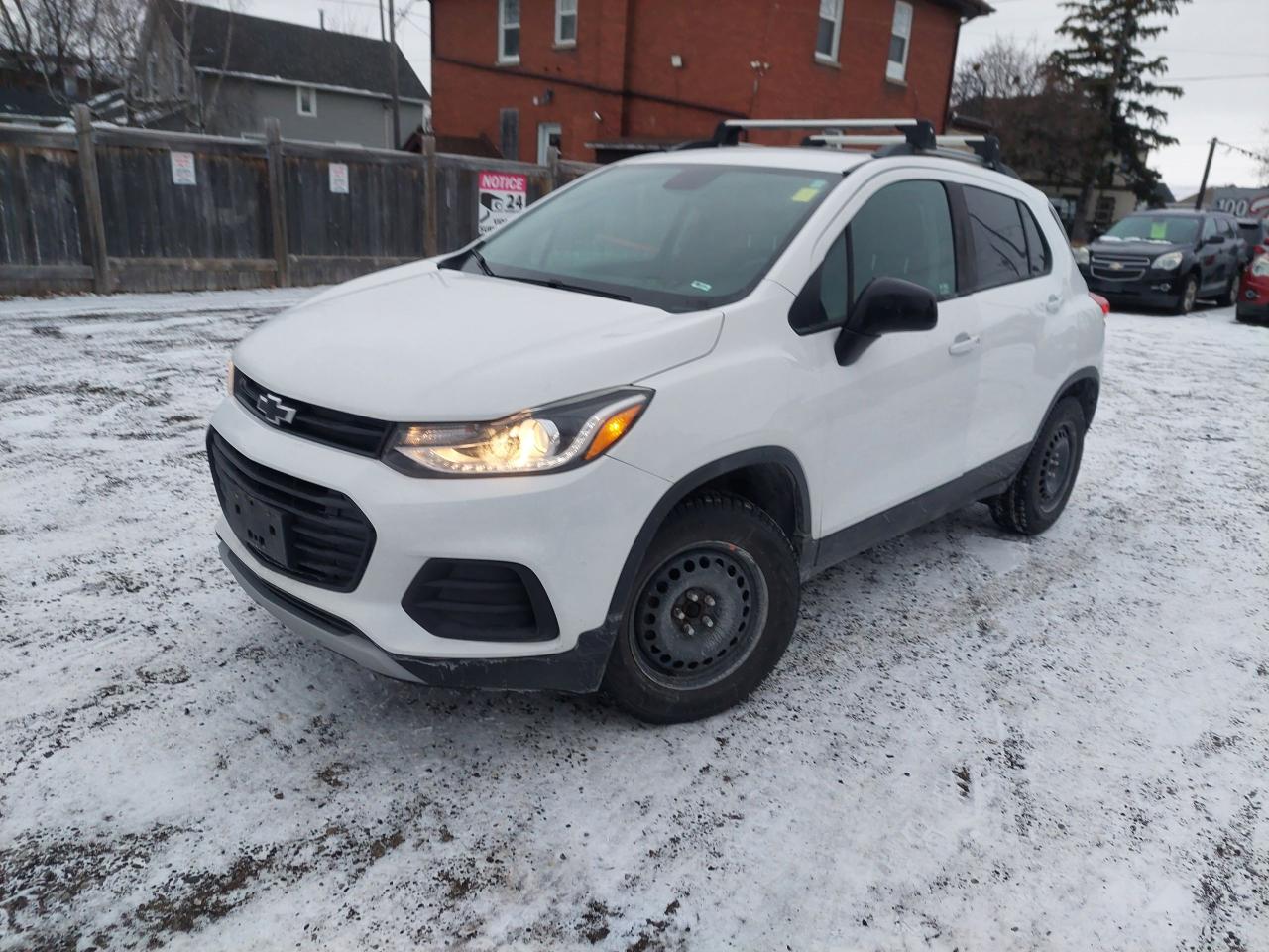 2018 Chevrolet Trax AWD 4dr LT Photo2