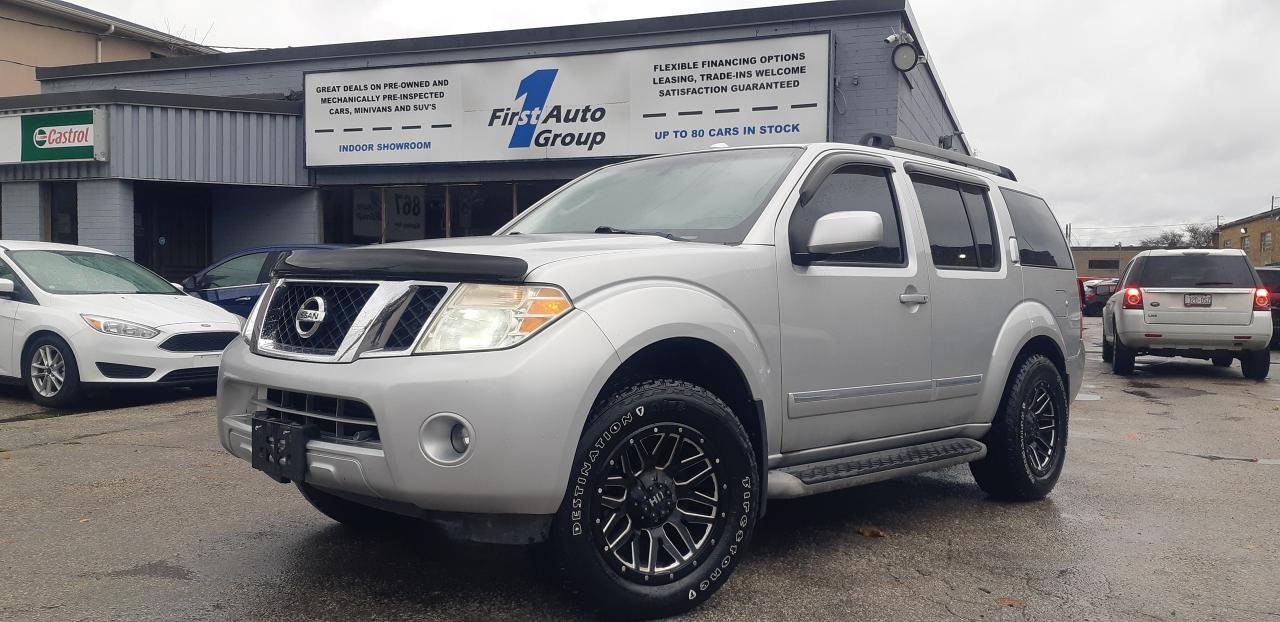 Used 2011 Nissan Pathfinder 4WD 4dr V6 Silver for sale in Etobicoke, ON