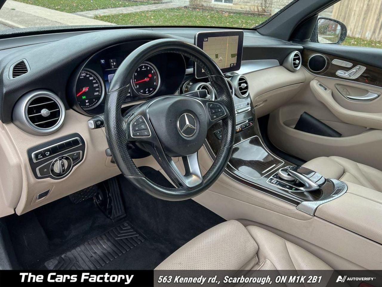 2016 Mercedes-Benz GL-Class GLC300 4MATIC 360 CAMERA NO ACCIDENT! - Photo #11