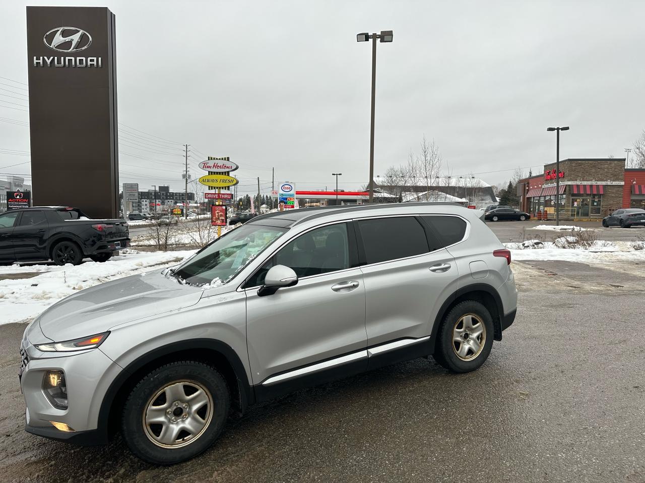 Used 2019 Hyundai Santa Fe 2.0T Luxury AWD for sale in North Bay, ON