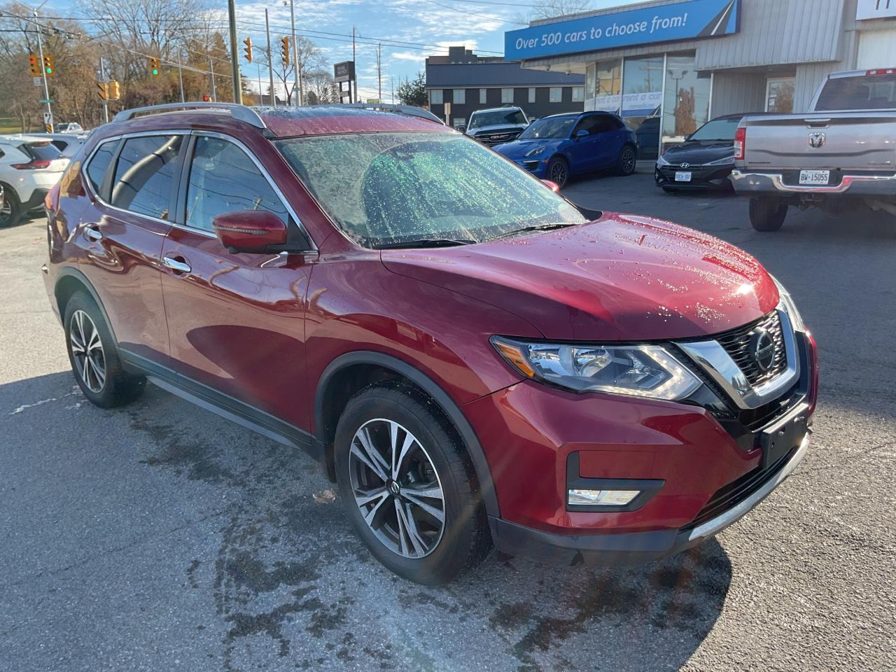 Used 2020 Nissan Rogue 2.5L AWD SV!!!  SUNROOF. NAV. HEATED SEATS. BACKUP CAM. A/C. CRUISE. PWR GROUP. KEYLESS ENTRY. PERFECT FOR THE FAMILY!!! for sale in Kingston, ON