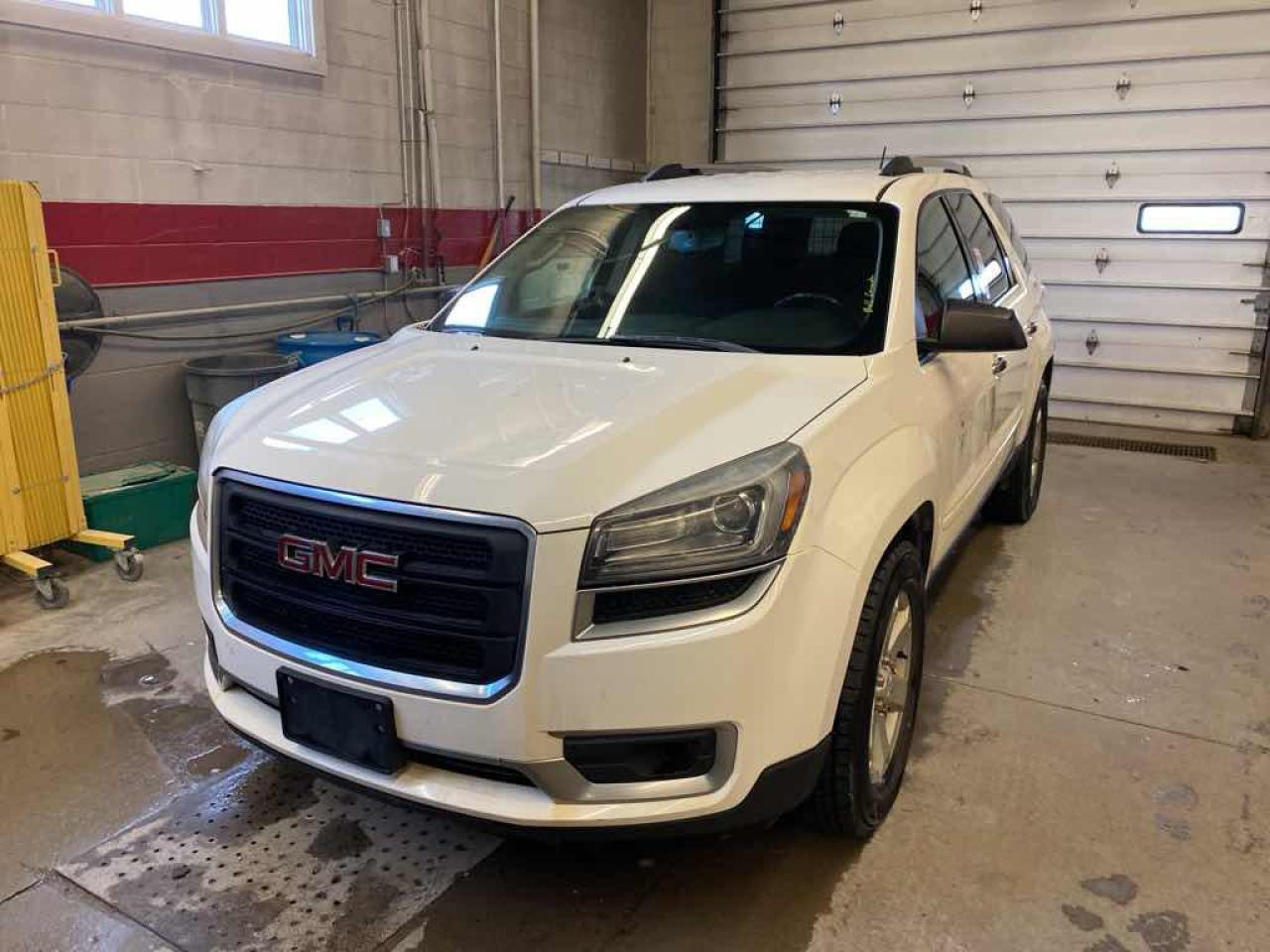 Used 2013 GMC Acadia SLE for sale in Innisfil, ON