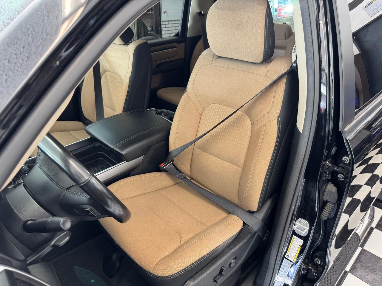 2021 RAM 1500 BIGHORN 4x4 CREW+Rust Proofed+CLEAN CARFAX - Photo #24
