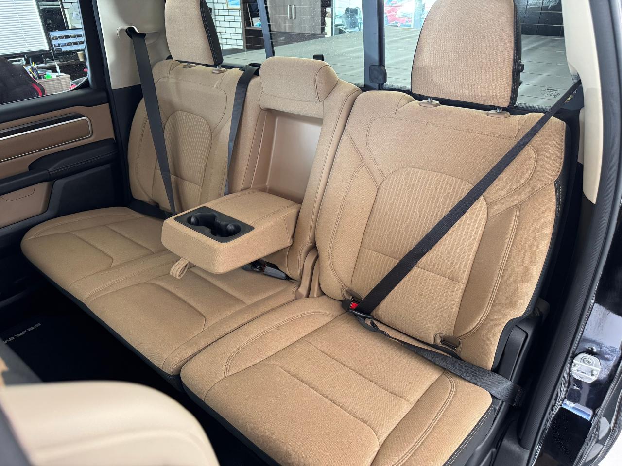 2021 RAM 1500 BIGHORN 4x4 CREW+Rust Proofed+CLEAN CARFAX - Photo #28