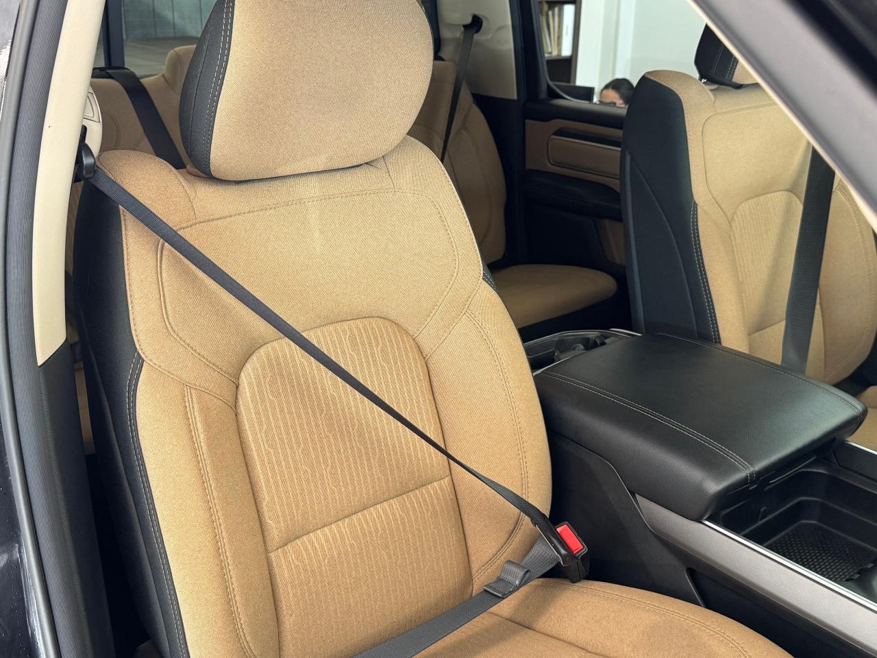 2021 RAM 1500 BIGHORN 4x4 CREW+Rust Proofed+CLEAN CARFAX - Photo #26