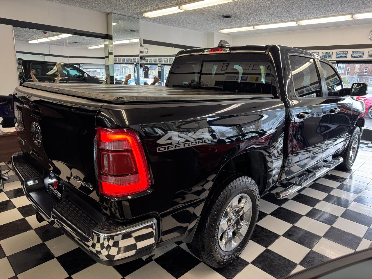 2021 RAM 1500 BIGHORN 4x4 CREW+Rust Proofed+CLEAN CARFAX - Photo #10