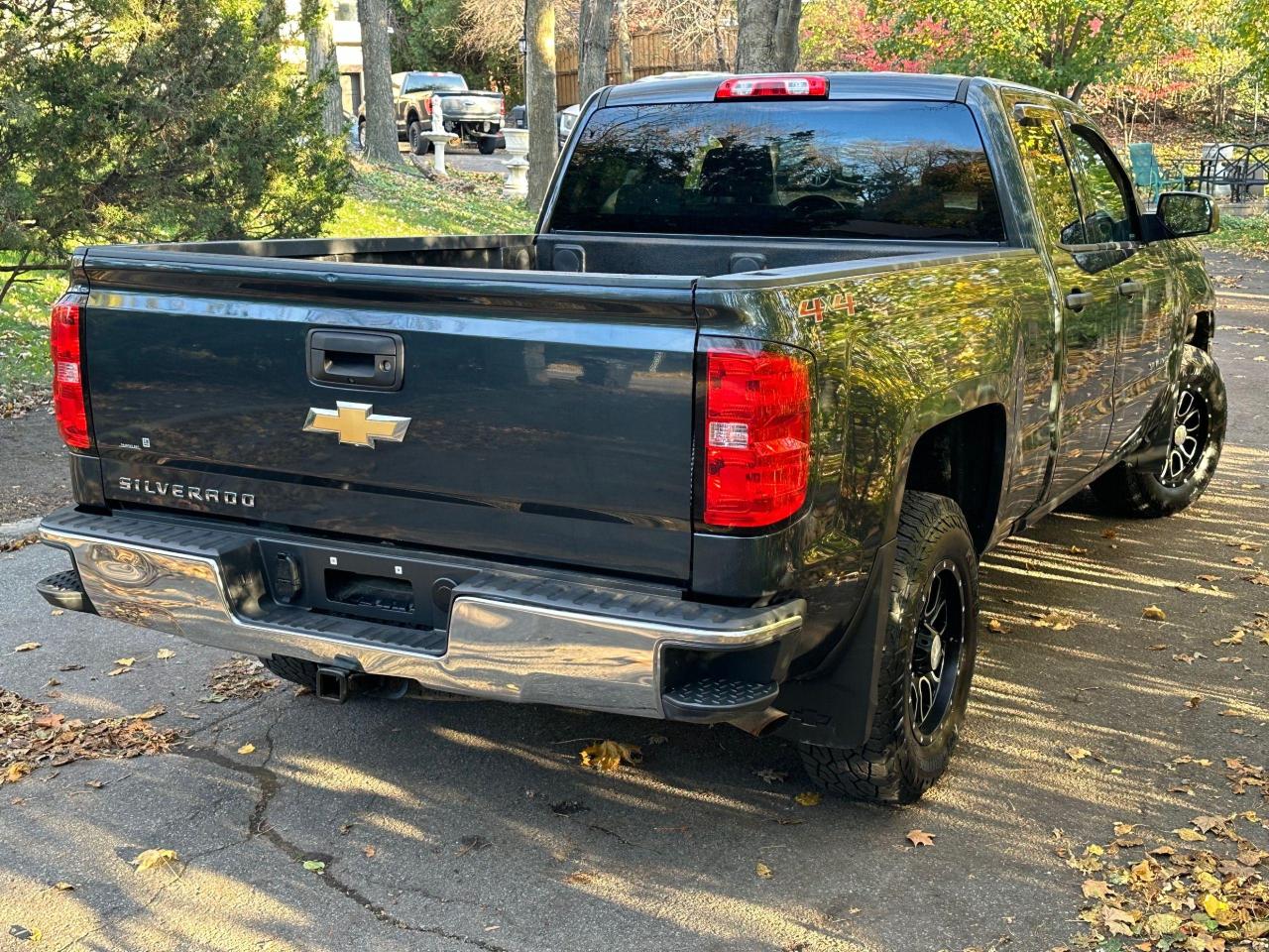 2017 Chevrolet Silverado 1500  - Photo #3