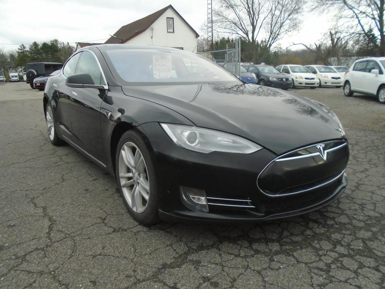 Used 2013 Tesla Model S 4dr Sdn S 90 for sale in Fenwick, ON