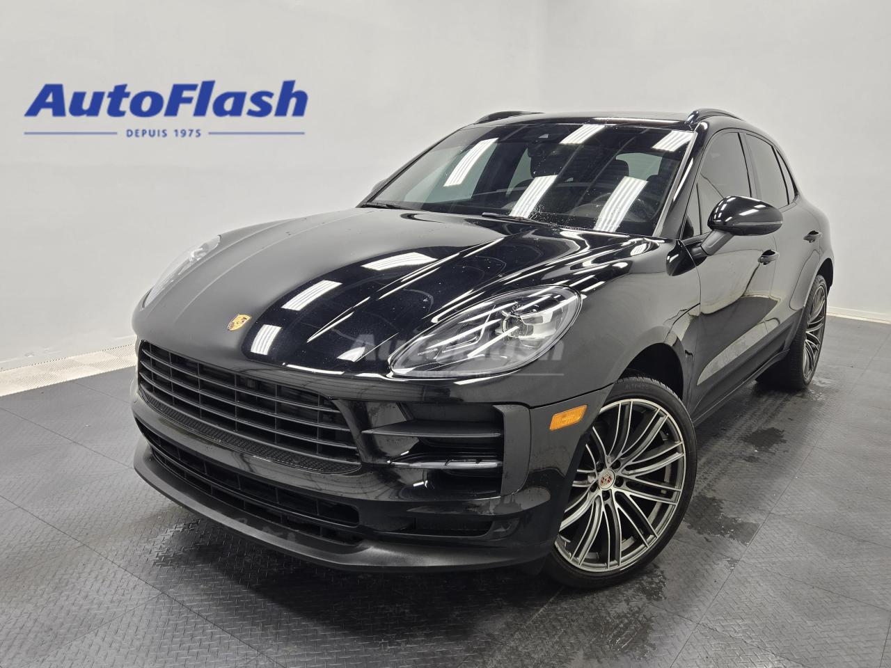 Used 2021 Porsche Macan AWD, BOSE, CAMERA, CARPLAY, TOIT PANO, SIEGES CHAU for sale in Saint-Hubert, QC