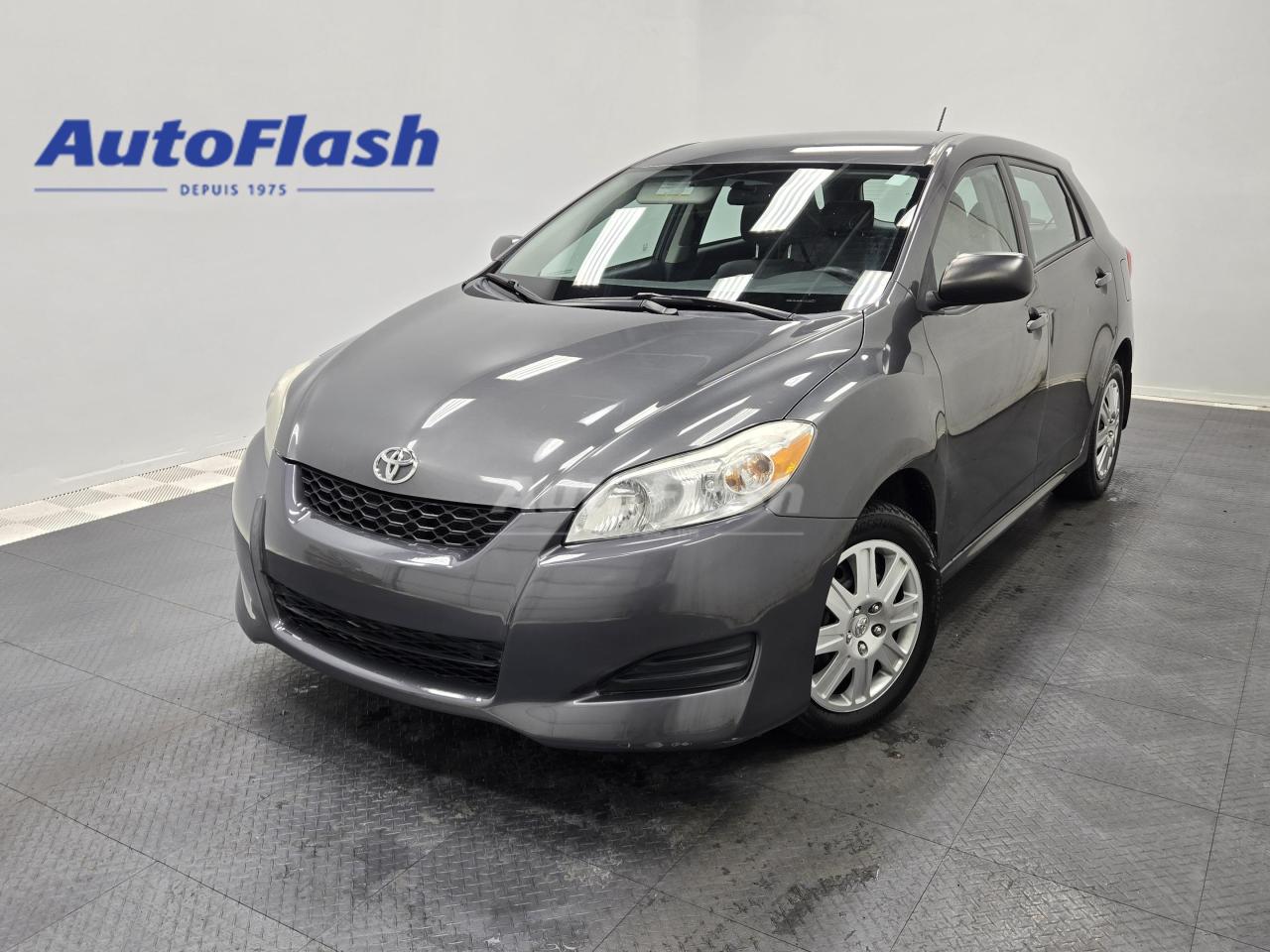 Used 2011 Toyota Matrix HATCHBACK, CLIMATISATION, CRUISE for sale in Saint-Hubert, QC