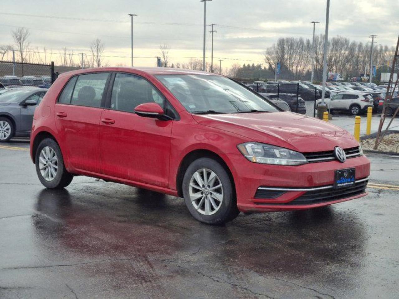 Used 2019 Volkswagen Golf Comfortline 5Dr | 6-Speed Manual | Heated Seats | CarPlay + Android | Rear Camera | Alloy Wheels for sale in Guelph, ON