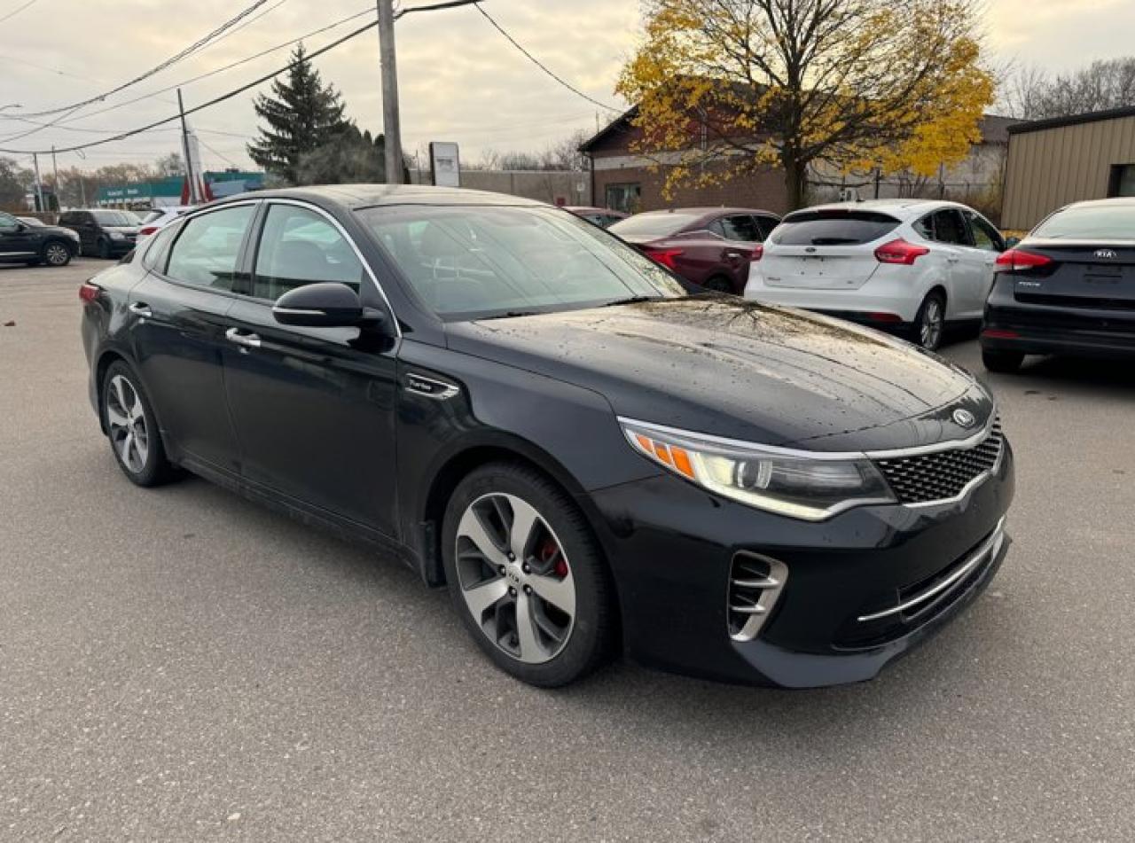 Used 2016 Kia Optima SX Turbo | Leather | Pano Roof | Nav | Cooled + Heated Seats | CarPlay + Android | Power & more! for sale in Guelph, ON