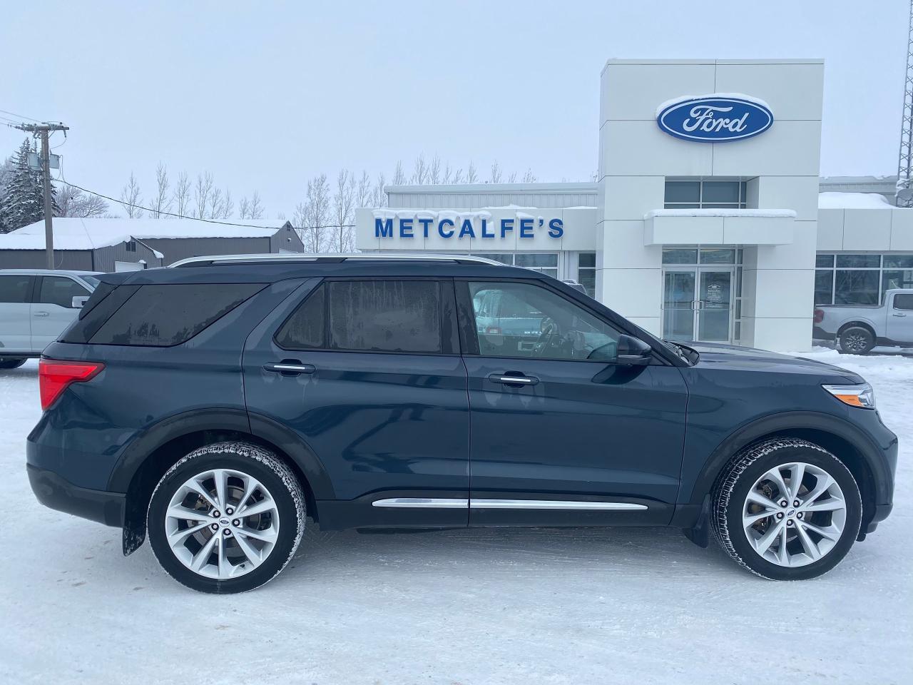 Used 2022 Ford Explorer Platinum for sale in Treherne, MB