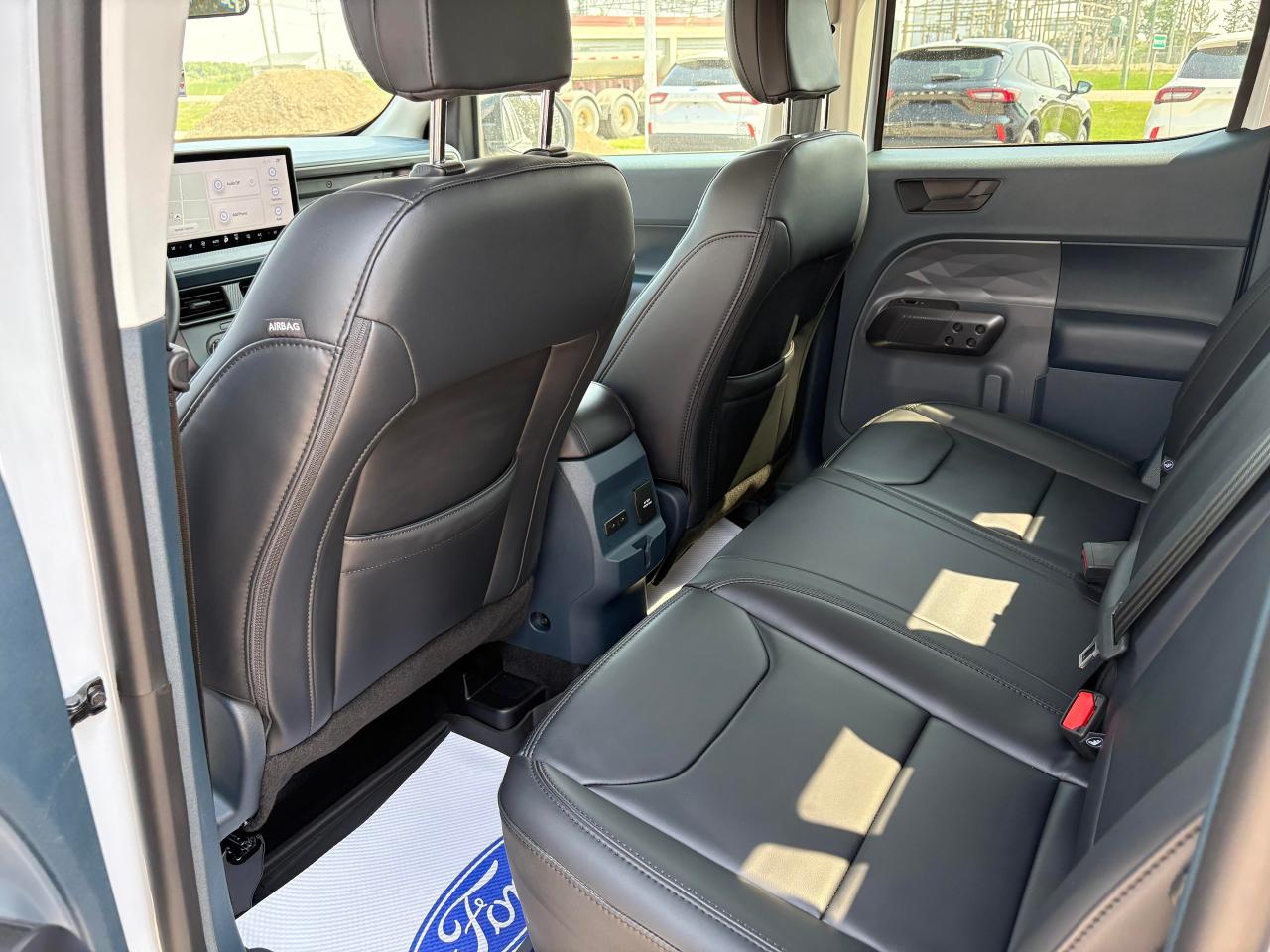 2025 Ford Maverick Lariat AWD SuperCrew Photo5