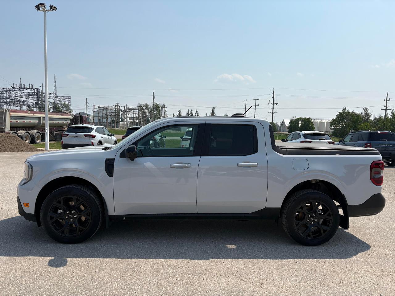 2025 Ford Maverick Lariat AWD SuperCrew Photo5
