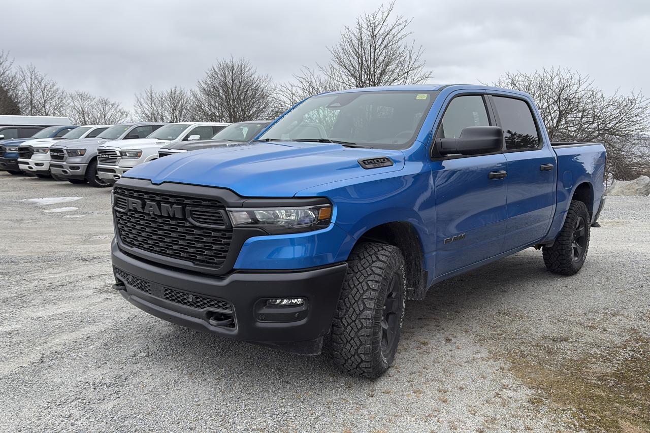 New 2025 RAM 1500 Warlock 4x4 Crew Cab 5'7