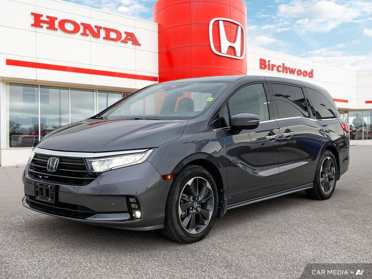 Used 2023 Honda Odyssey Touring Local | Navigation | 8 Passenger for sale in Winnipeg, MB