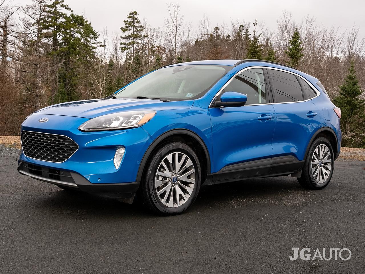 2021 Ford Escape Titanium Hybrid AWD