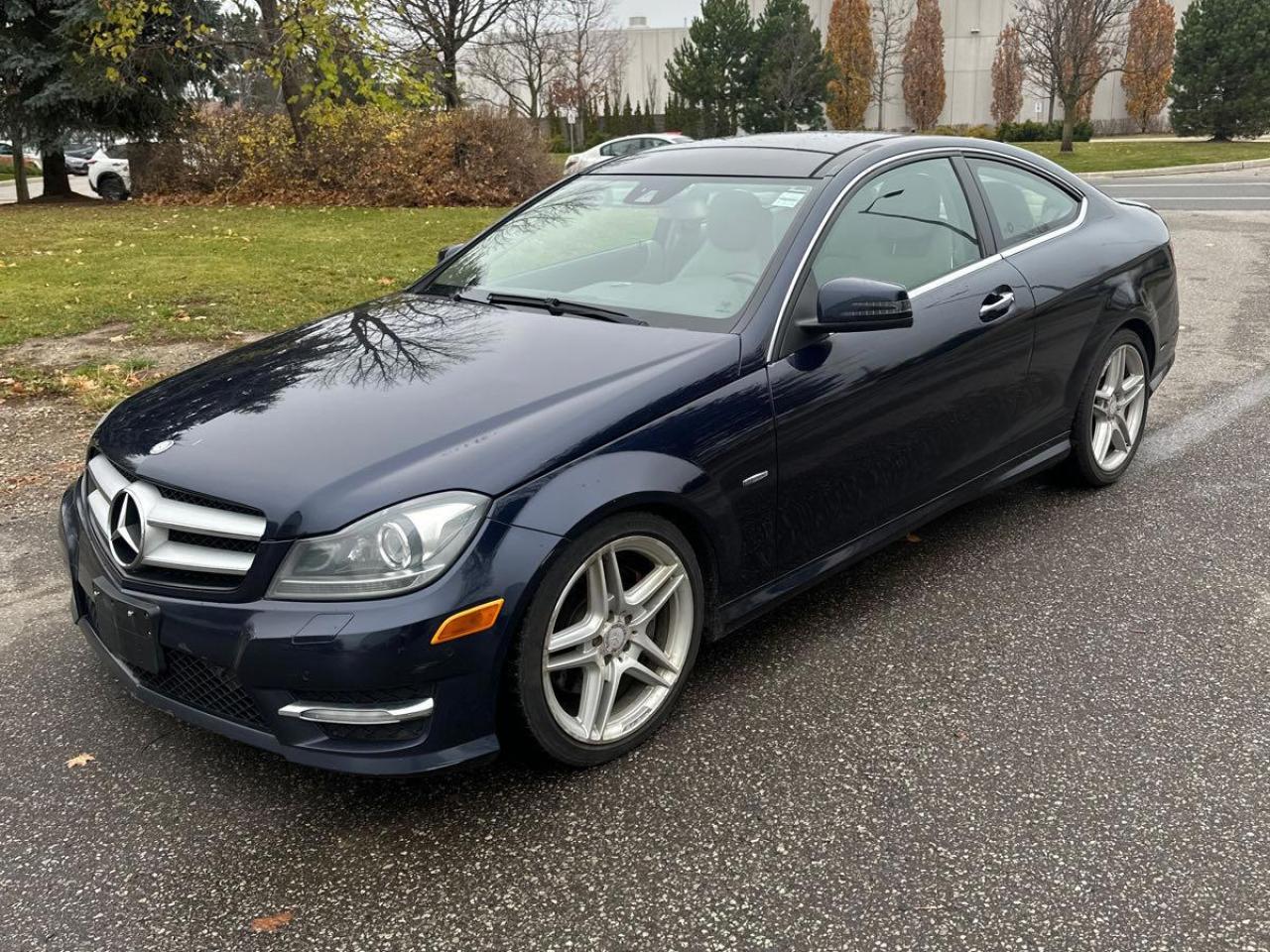 Used 2012 Mercedes-Benz C-Class C350 Coupe 4MATIC - LTHR! NAV! BACK-UP CAM! SUNROOF! for sale in Kitchener, ON