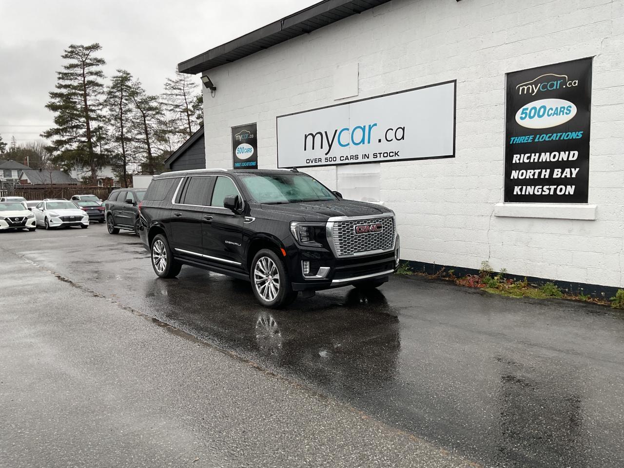 Used 2021 GMC Yukon XL Denali 6.2L 4WD DENALI!!! SUNROOF. BACKUP CAM. HEATED SEATS. LEATHER. NAV. A/C. CRUISE. PWR GROUP. KEYLESS for sale in Kingston, ON