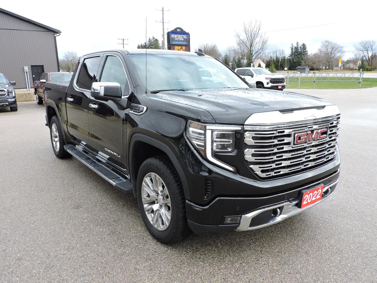 Used 2022 GMC Sierra 1500 Denali 5.3L 4X4 Navigation Sunroof Loaded 48000 KM for sale in Gorrie, ON