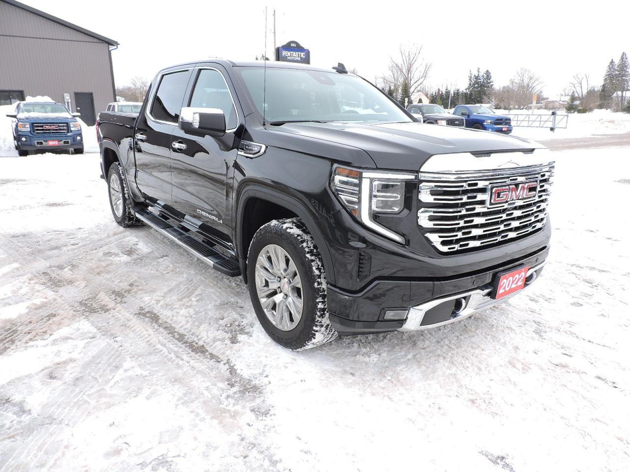 Used 2022 GMC Sierra 1500 Denali 5.3L 4X4 Navigation Sunroof Loaded 48000 KM for sale in Gorrie, ON