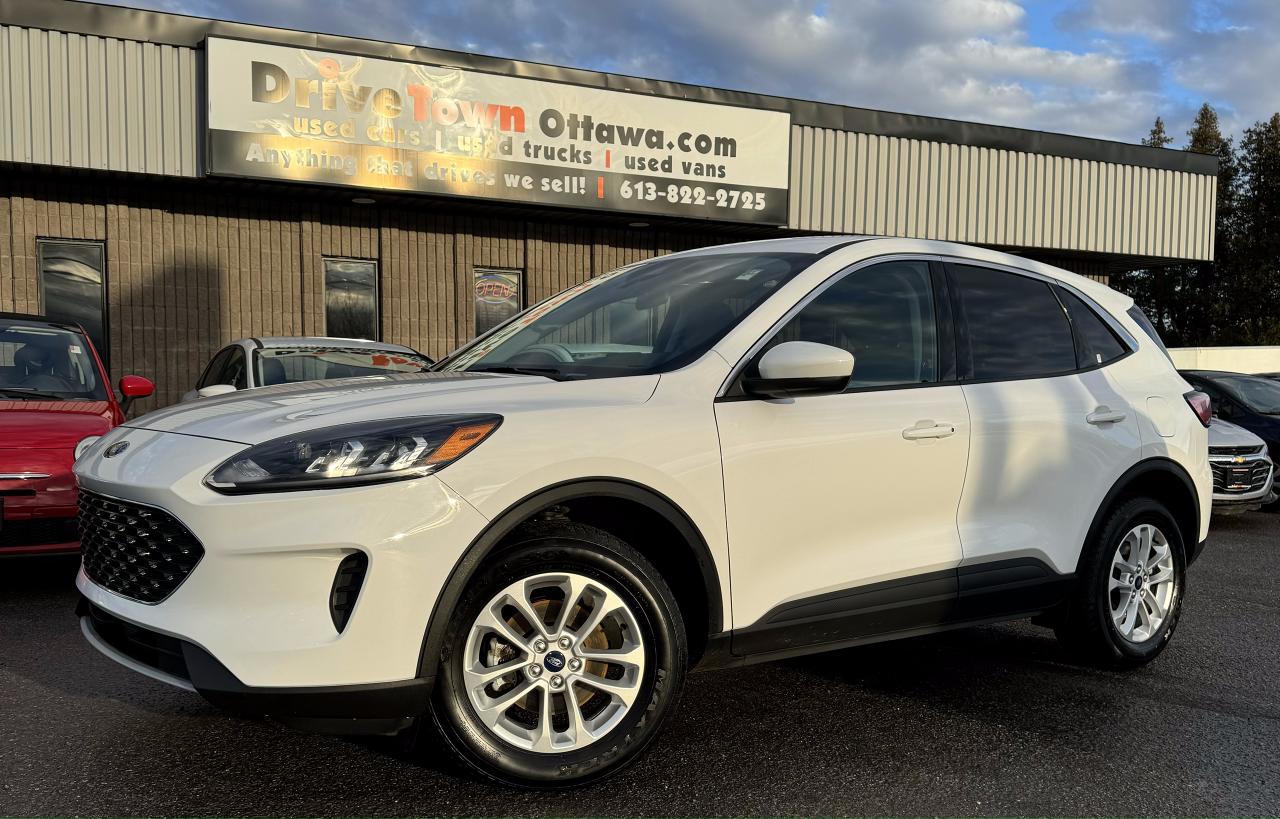 Used 2021 Ford Escape SE AWD for sale in Ottawa, ON