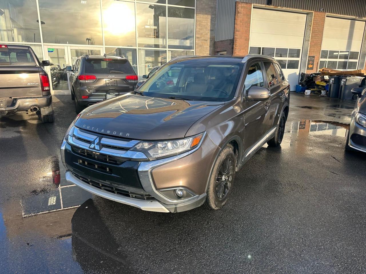 Used 2016 Mitsubishi Outlander  for sale in Vaudreuil-Dorion, QC