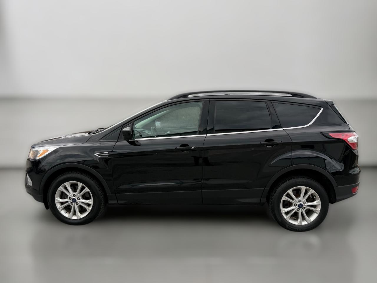 2018 Ford Escape SE 4WD **CLEAN CARFAX**NO ACCIDENTS** - Photo #9