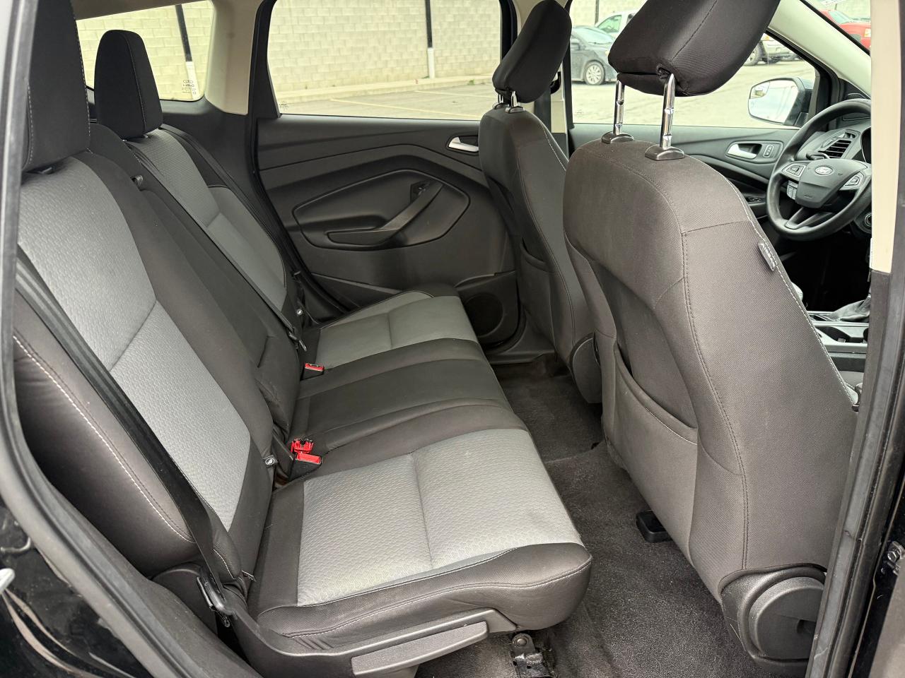 2018 Ford Escape SE 4WD **CLEAN CARFAX**NO ACCIDENTS** - Photo #18