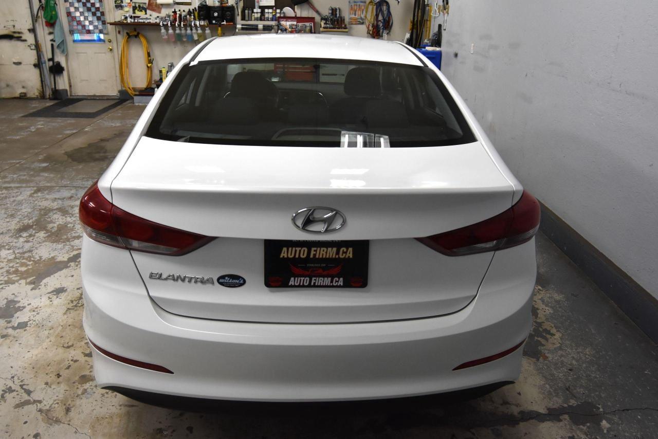 2017 Hyundai Elantra LE