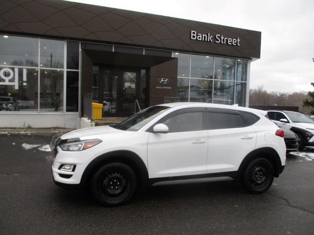 Used 2019 Hyundai Tucson Essential AWD w/Safety Package for sale in Ottawa, ON