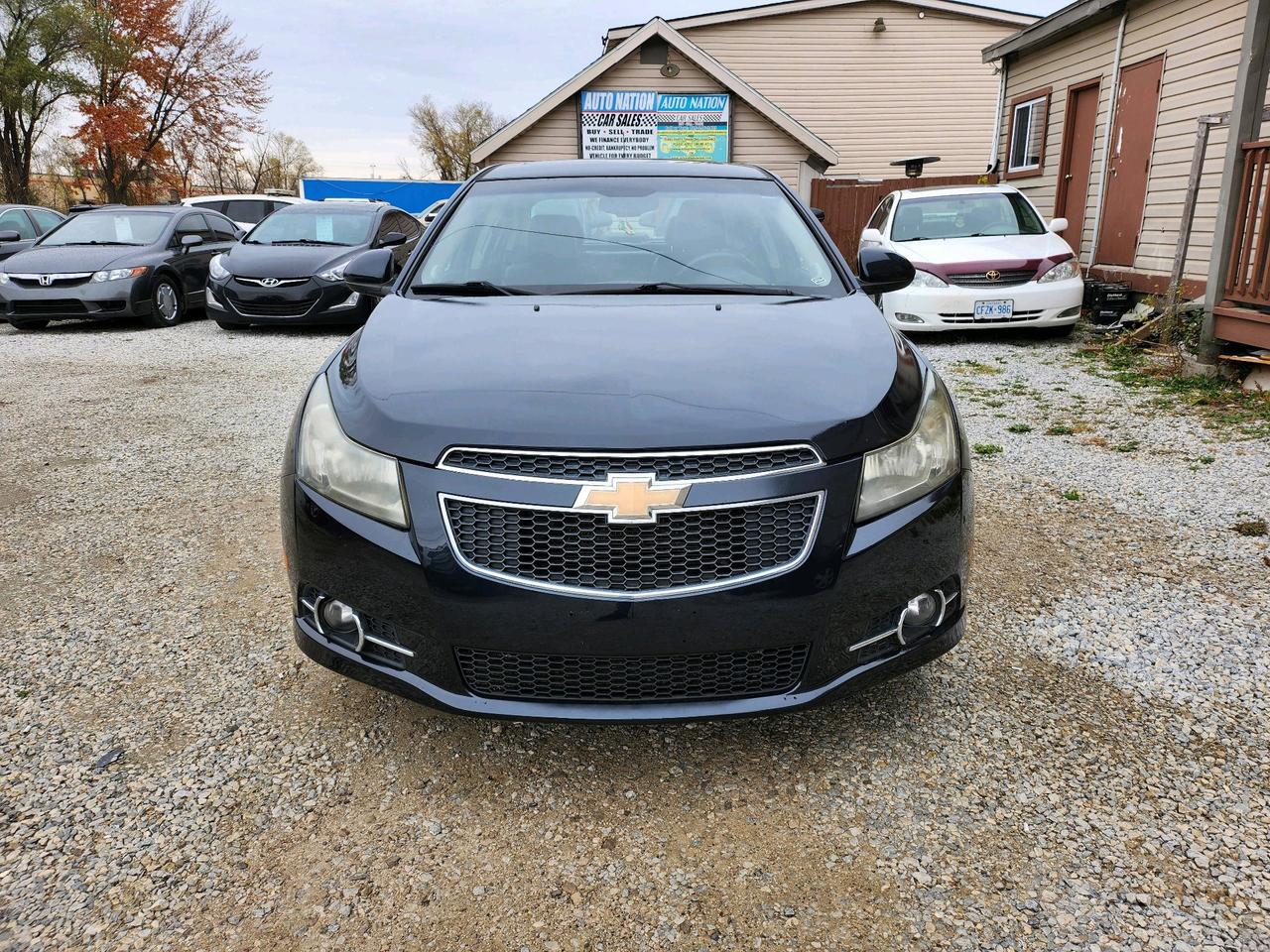 2014 Chevrolet Cruze 4dr Sdn 2LT with Safety and Warranty, Financing available Photo