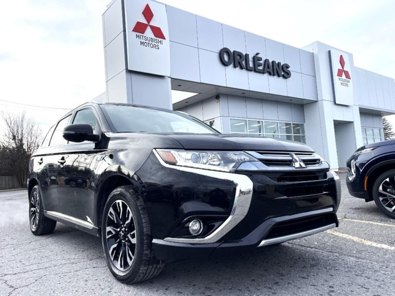 Used 2018 Mitsubishi Outlander Plug-In Hybrid SE S-AWC for sale in Orléans, ON