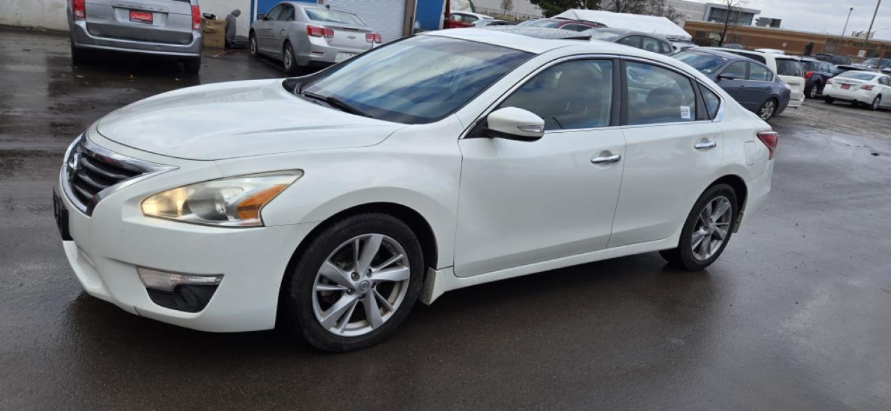 Used 2013 Nissan Altima 4dr Sedan I4 CVT 2.5 for sale in Mississauga, ON