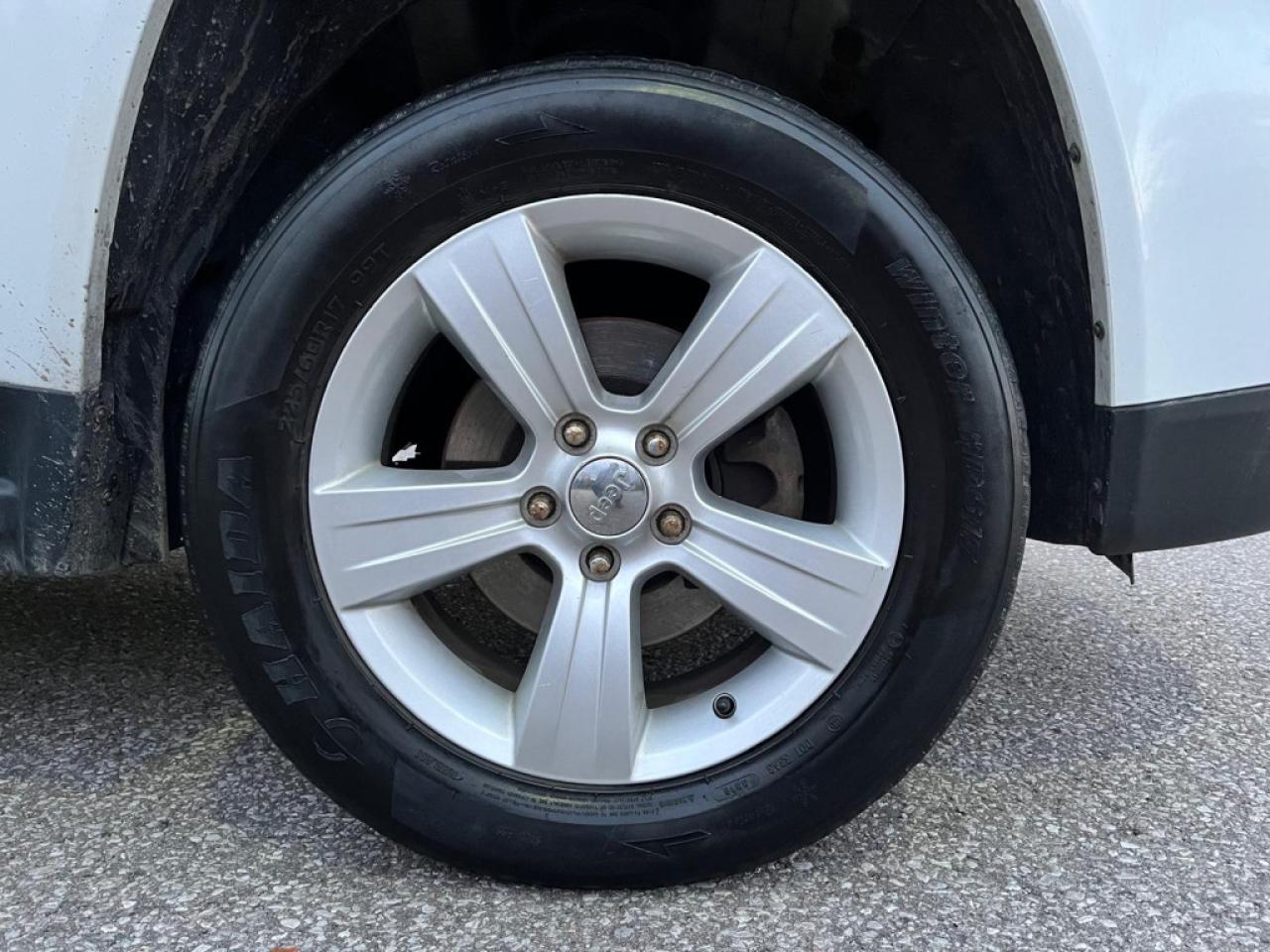 2015 Jeep Compass HIGH ALTITUDE | CLEAN CARPROOF | 4X4 | LEATHER | SUNROOF | - Photo #12