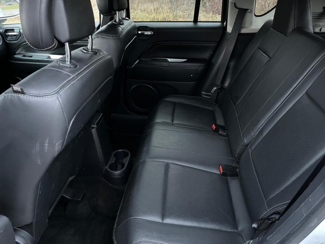 2015 Jeep Compass HIGH ALTITUDE | CLEAN CARPROOF | 4X4 | LEATHER | SUNROOF | - Photo #18