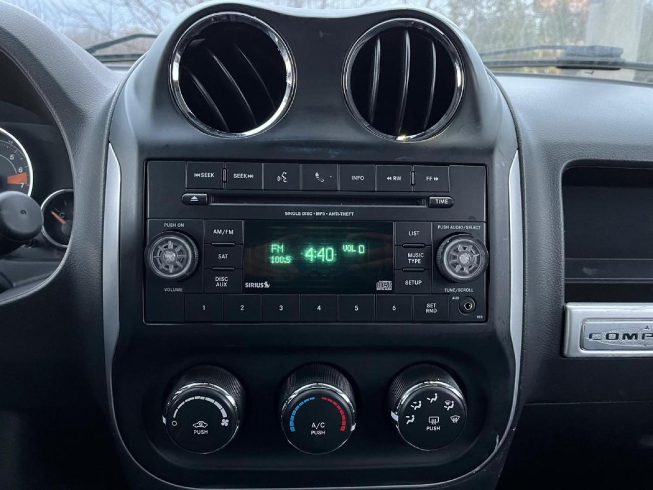 2015 Jeep Compass HIGH ALTITUDE | CLEAN CARPROOF | 4X4 | LEATHER | SUNROOF | - Photo #29