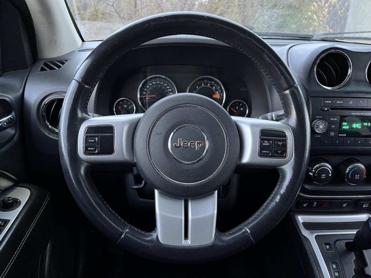 2015 Jeep Compass HIGH ALTITUDE | CLEAN CARPROOF | 4X4 | LEATHER | SUNROOF | - Photo #23
