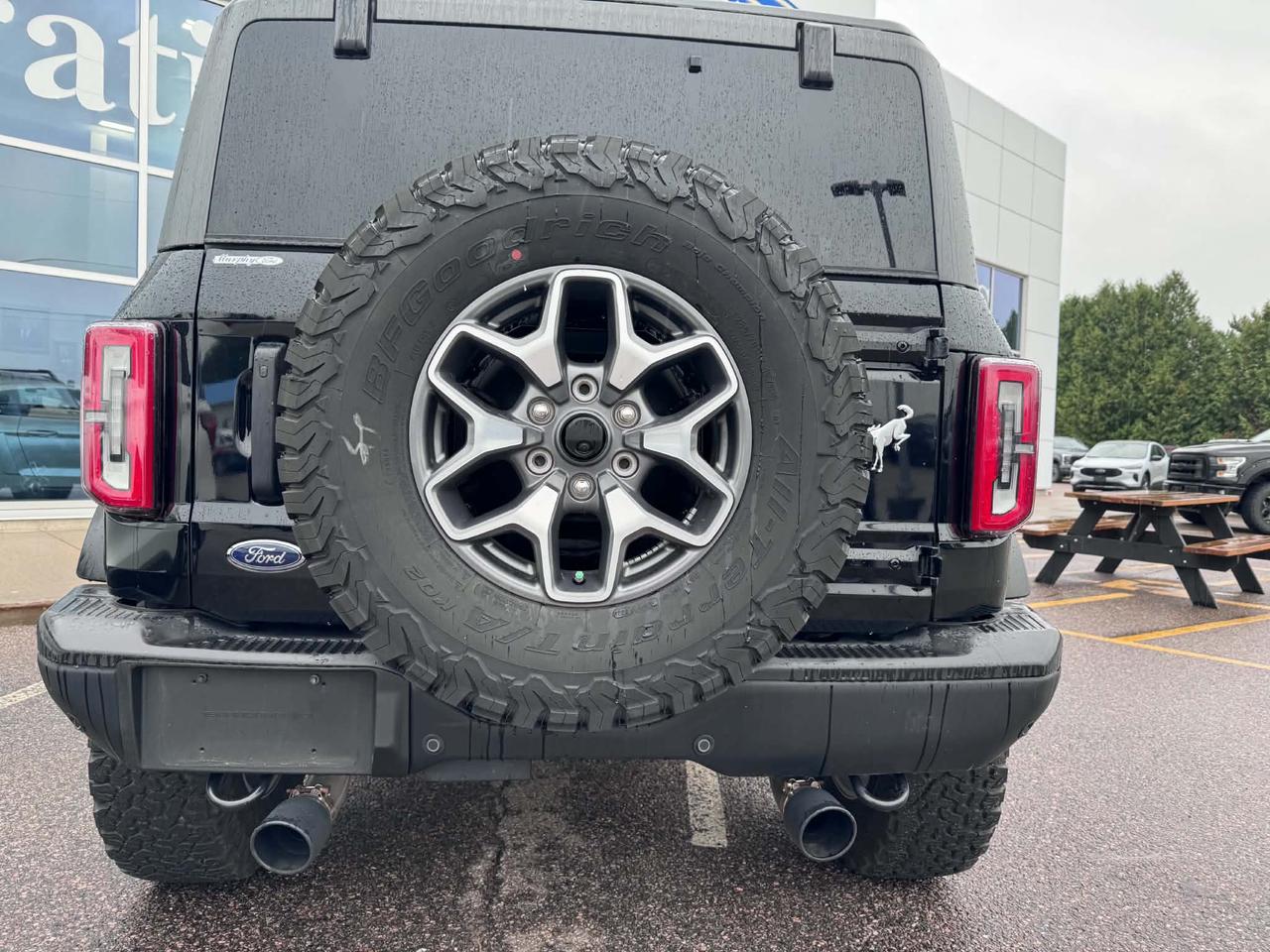 2024 Ford Bronco Badlands Photo5