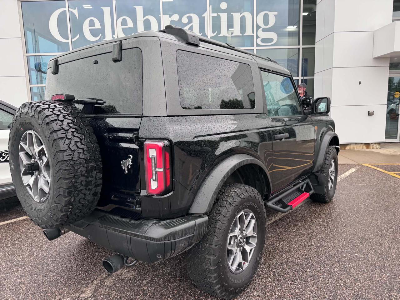 2024 Ford Bronco Badlands Photo5