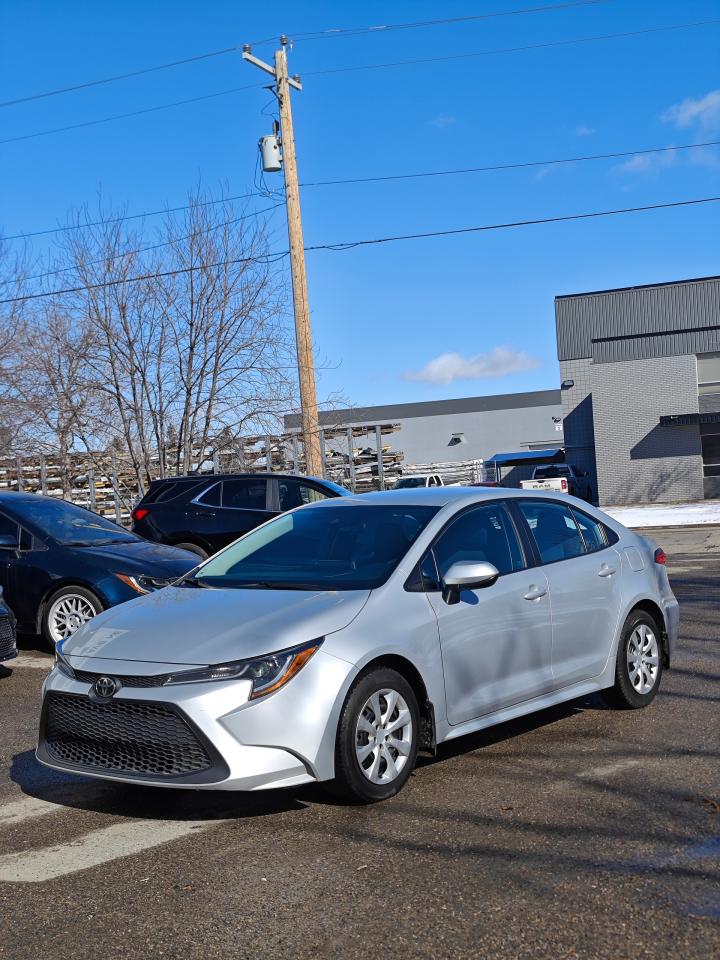 2020 Toyota Corolla LE - Photo #2