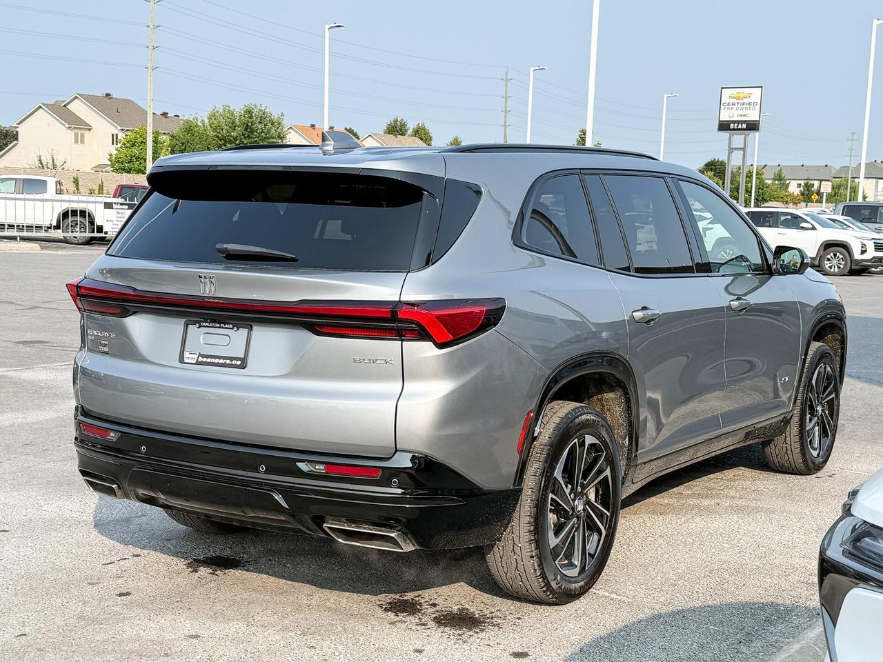 2025 Buick Enclave Sport Touring 2.5L 4 CYL WITH REMOTE START/ENTRY, HEATED SEATS, HEATED STEERING WHEEL, POWER LIFTGATE, BOSE SOUND SYSTEM Photo