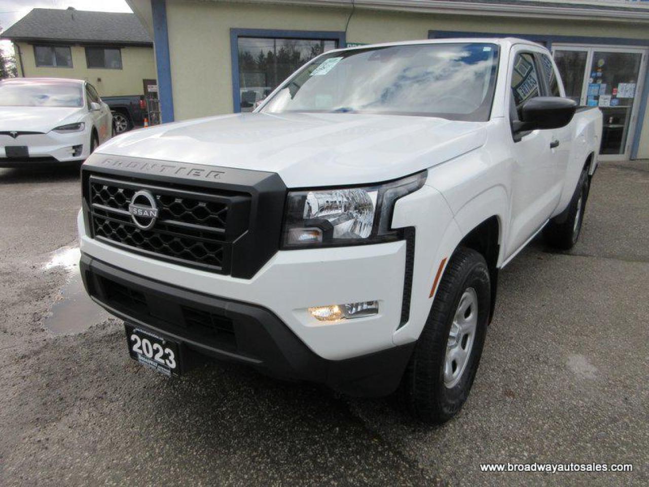 Used 2023 Nissan Frontier LIKE NEW SV-MODEL 4 PASSENGER 3.8L - V6.. 4X4.. EXTENDED-CAB.. SHORTY.. BACK-UP CAMERA.. BLUETOOTH SYSTEM.. KEYLESS ENTRY.. for sale in Bradford, ON