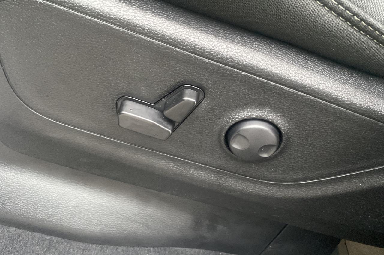 2025 RAM 1500 Big Horn Photo34