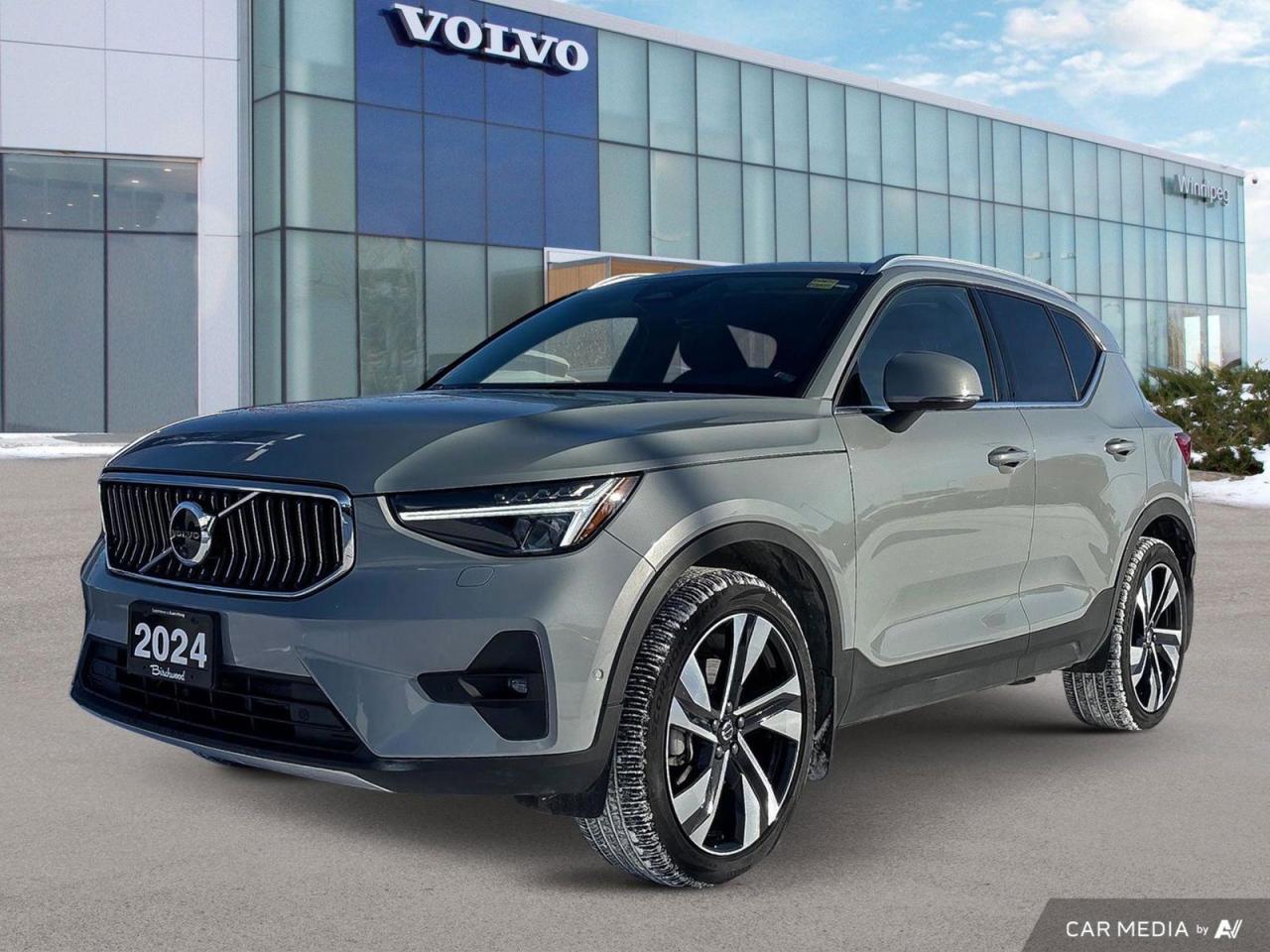 Used 2024 Volvo XC40 B5 - Plus Climate | 360 Camera | No Accidents for sale in Winnipeg, MB