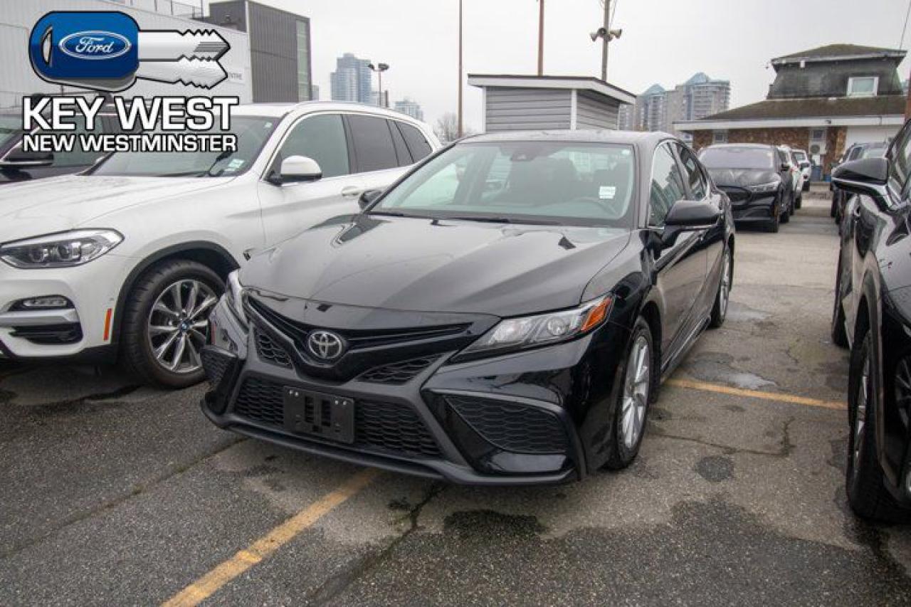 Used 2022 Toyota Camry SE Leather Cam Heated Seats for sale in New Westminster, BC