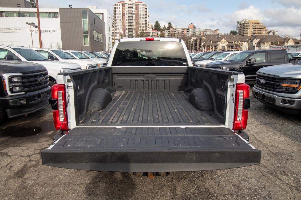 2023 Ford F-350 Super Duty SRW XLT 4WD CREW CAB 8' BOX Photo5