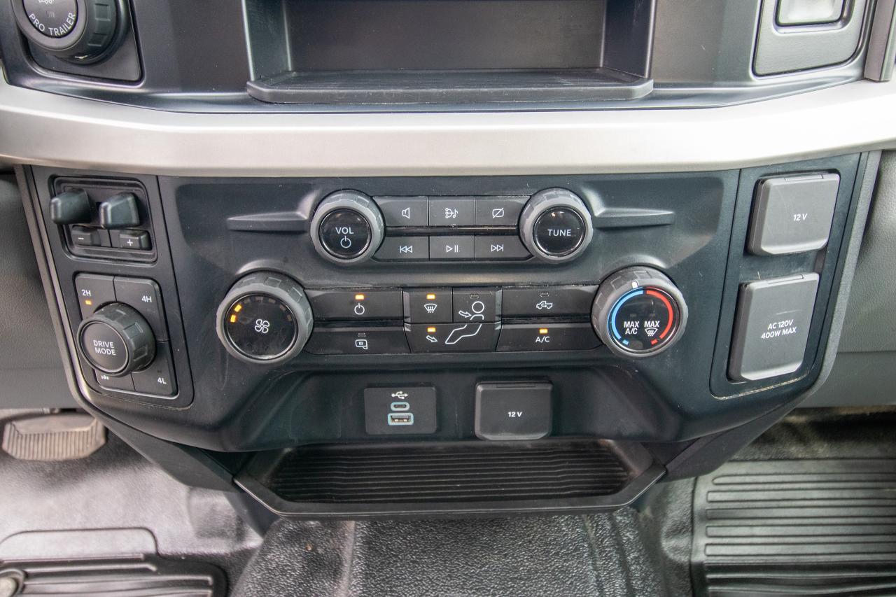 2023 Ford F-350 Super Duty SRW XLT 4WD CREW CAB 8' BOX Photo5